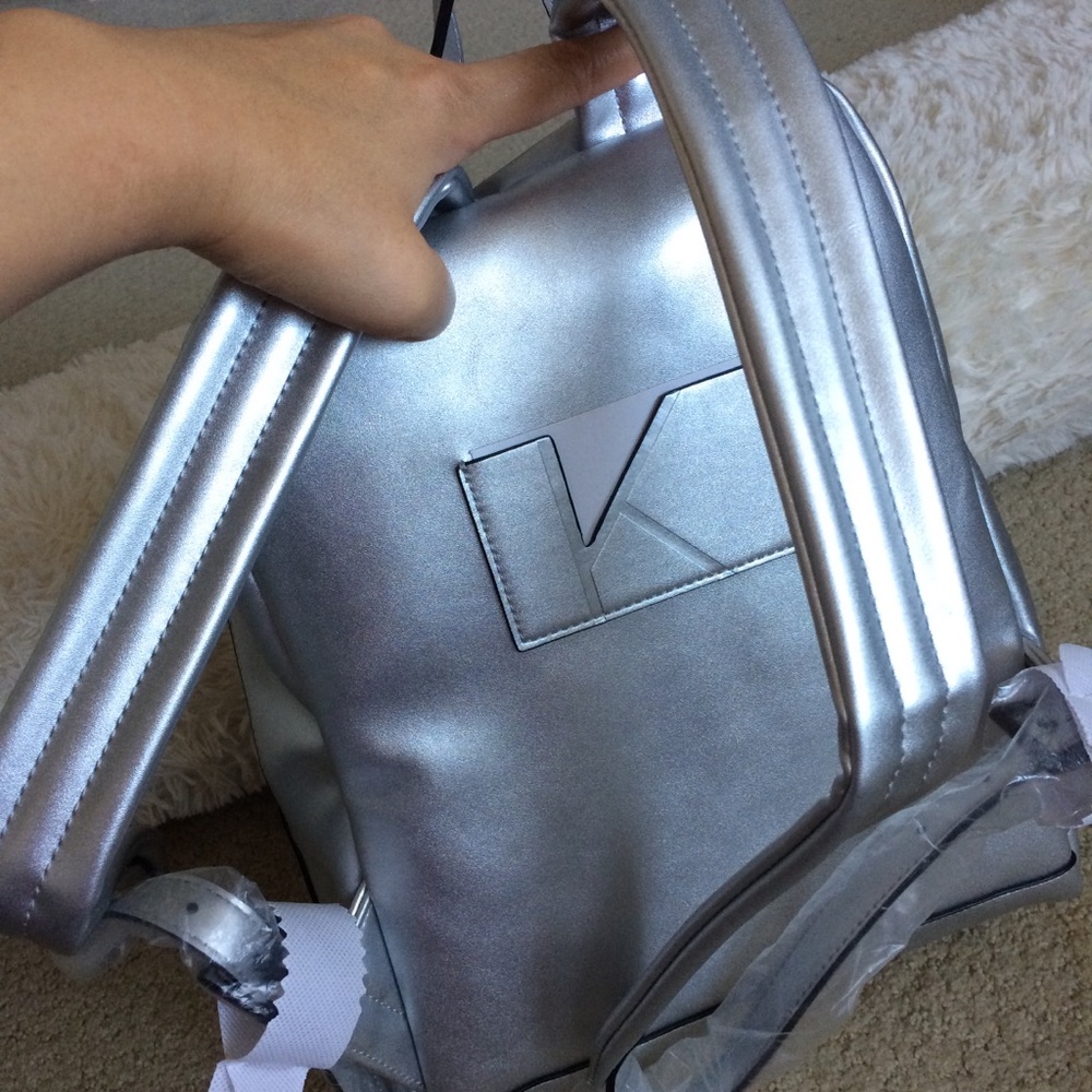 Kendall + Kylie backpack - Picture 3 of 6